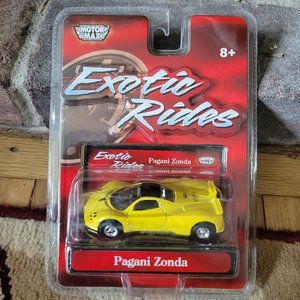 Motor Max Exotic Rides - 2008 Pagani Zonda 1:64 Scale Car